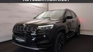 Finansowanie SUV Jeep Compass 2022