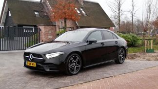 Lízing Sedan MERCEDES A 200 2019