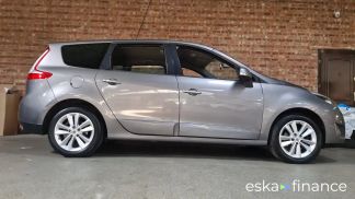 Lízing Hatchback Renault Grand Scenic 2011