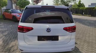 Leasing Passenger transport Volkswagen Touran 2019