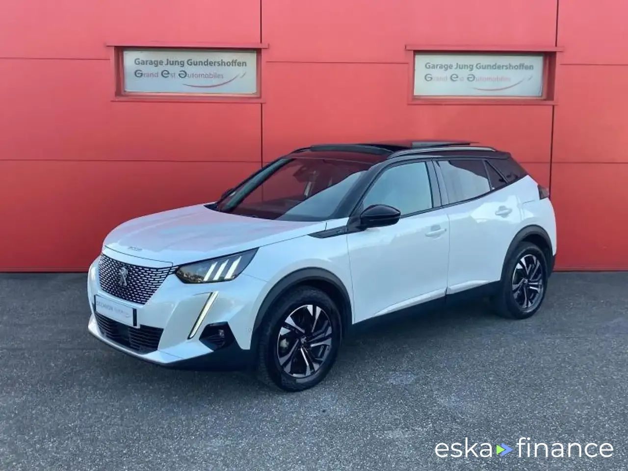 Finansowanie SUV Peugeot E-2008 2021