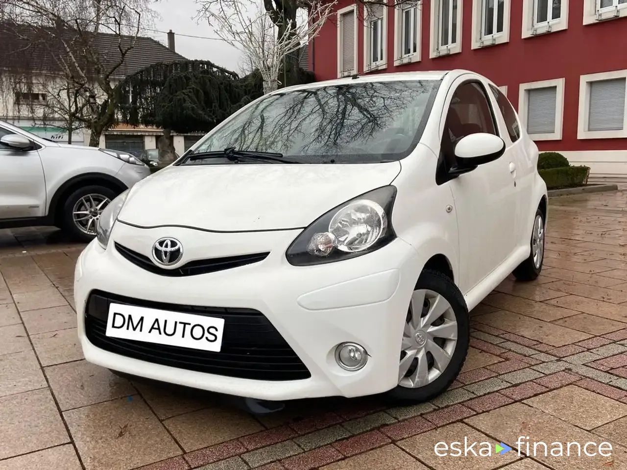 Leasing Hatchback Toyota AYGO 2014