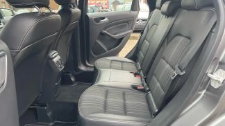 Financování Hatchback MERCEDES B 200 2012