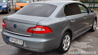 Lízing Sedan Skoda Superb 2011