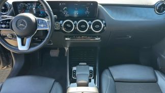 Lízing Hatchback MERCEDES B 180 2019