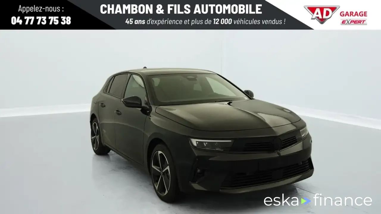 Leasing Sedan Opel Astra 2024