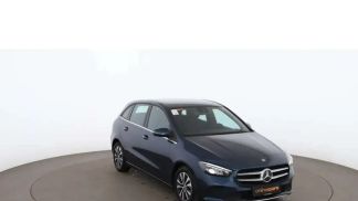 Financování Hatchback MERCEDES B 180 2020