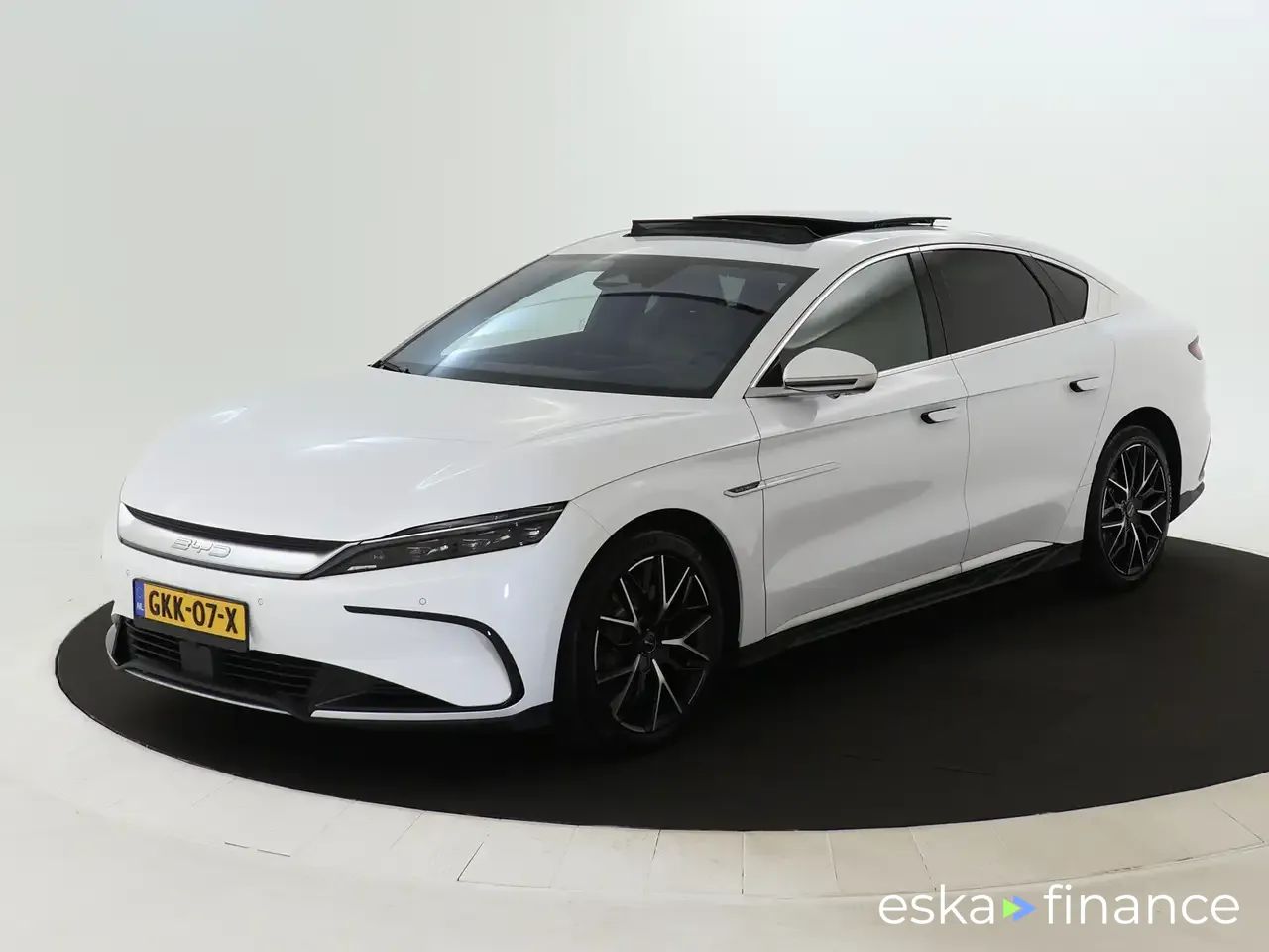Leasing Sedan BYD HAN 2024
