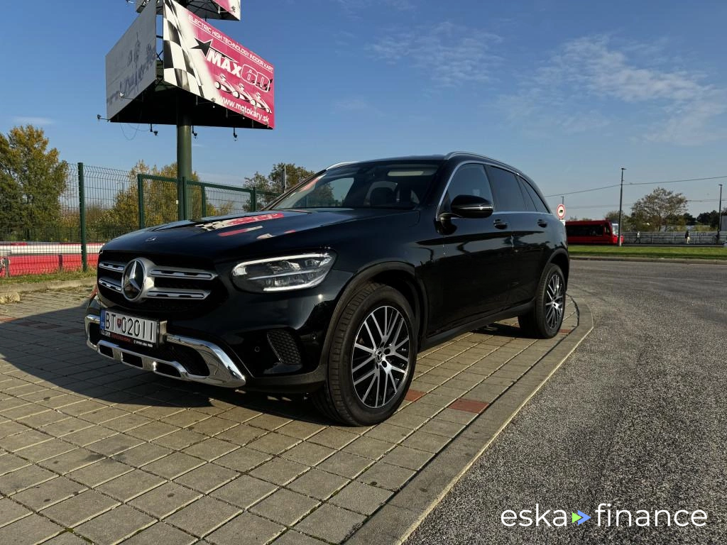Lízing SUV MERCEDES GLC 2022