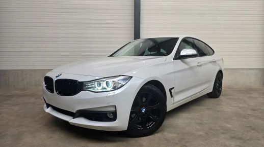 BMW 318 2016