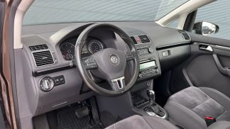 Leasing Hatchback Volkswagen Touran 2011