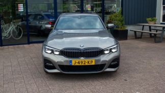 Lízing Sedan BMW 318 2020