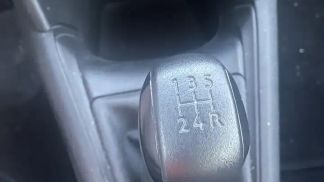 Lízing Sedan Peugeot 208 2015
