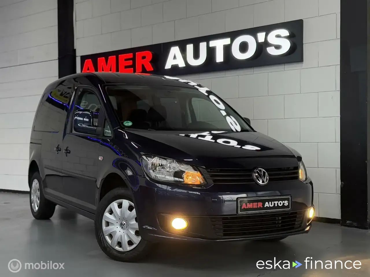 Lízing Hatchback Volkswagen Caddy 2011