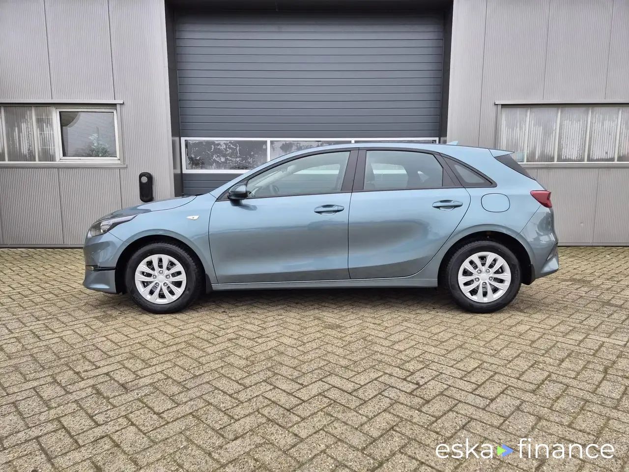 Leasing Sedan Kia CEED / CEE'D 2025