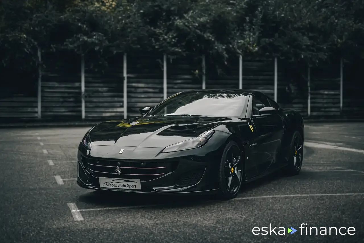 Leasing Convertible Ferrari Portofino 2019