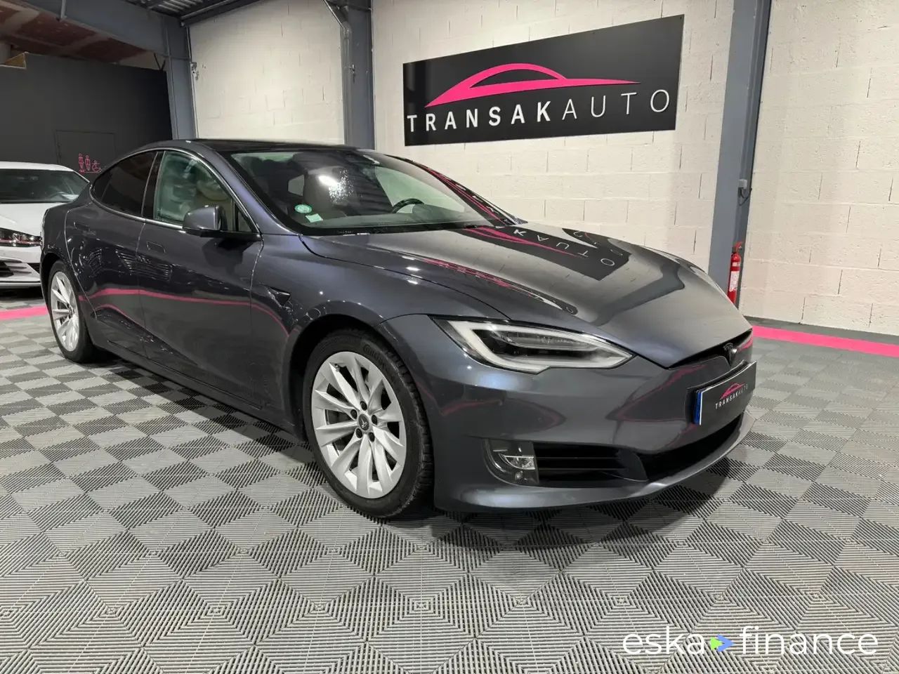 Finansowanie Van Tesla Model S 2019