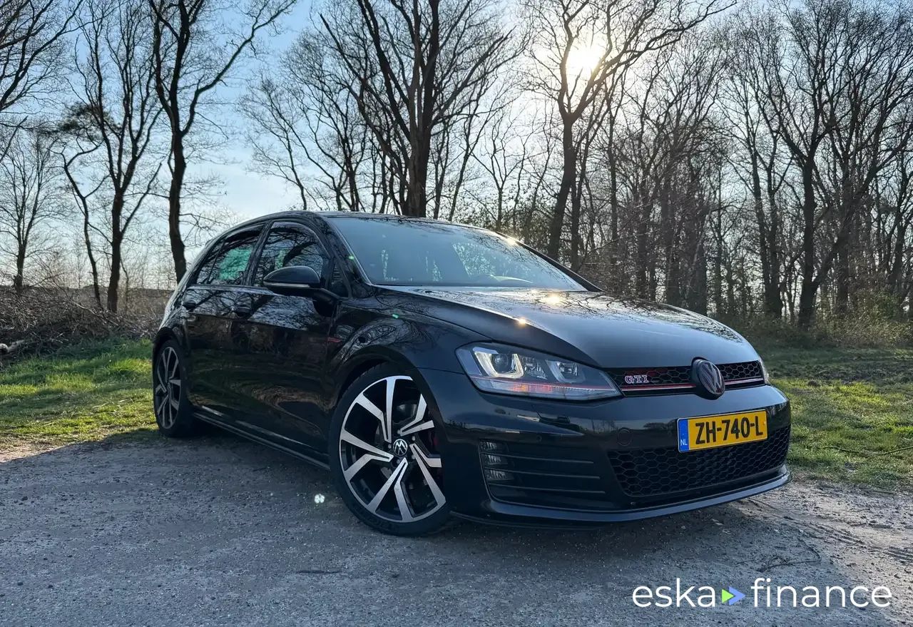 Finansowanie Sedan Volkswagen GOLF GTI 2013