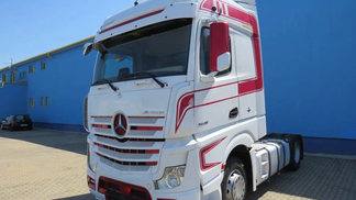 Leasing Tractor unit MERCEDES 1845 2017