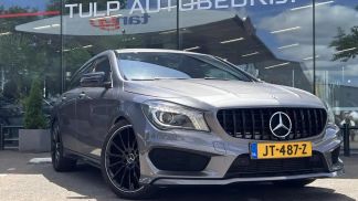 Lízing Sedan MERCEDES CLA 180 2016