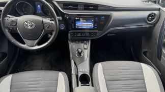 Leasing Wagon Toyota Auris 2015