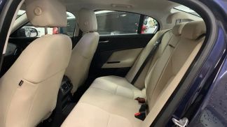 Lízing Sedan Jaguar XE 2018