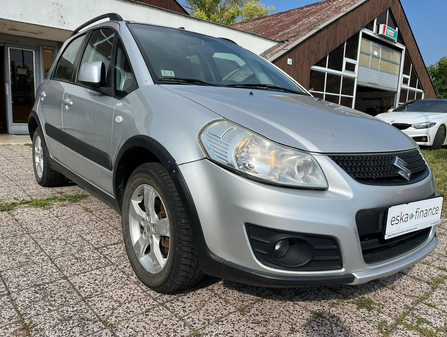 Hatchback Suzuki SX4 2012