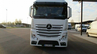 Ciągnik siodłowy MERCEDES ACTROS 1845 2017