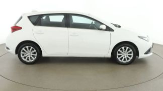 Leasing Hatchback Toyota Auris 2016