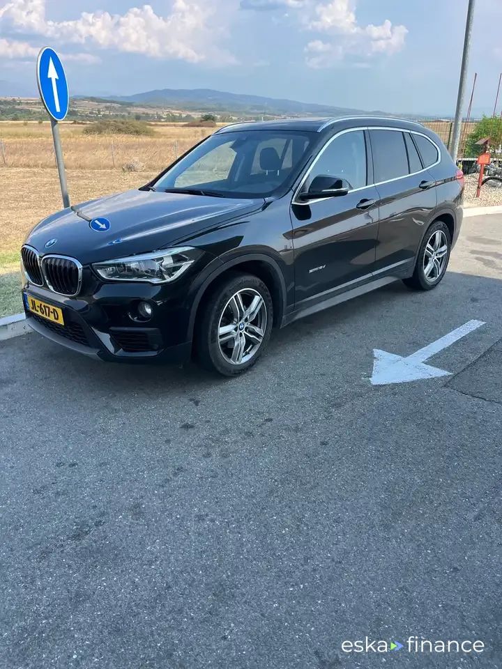 Wóz BMW X1 2016