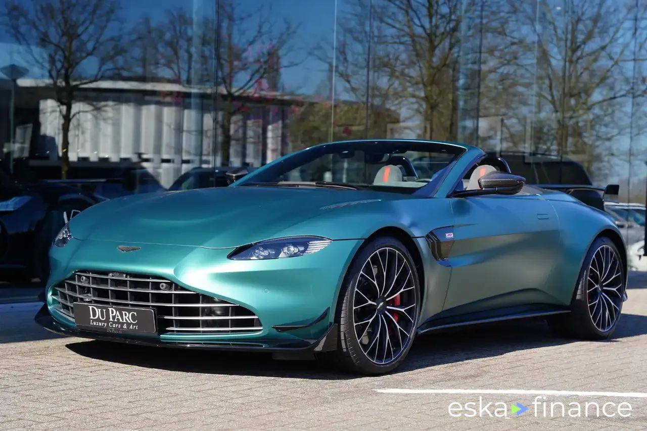 Lízing Kabriolet Aston Martin VANTAGE 2023