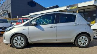 Leasing Hatchback Toyota Yaris 2012