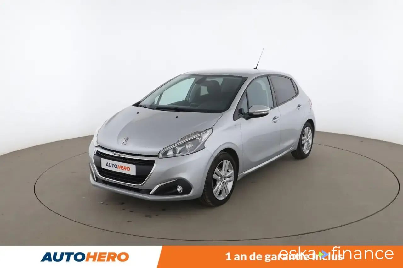 Leasing Hatchback Peugeot 208 2017