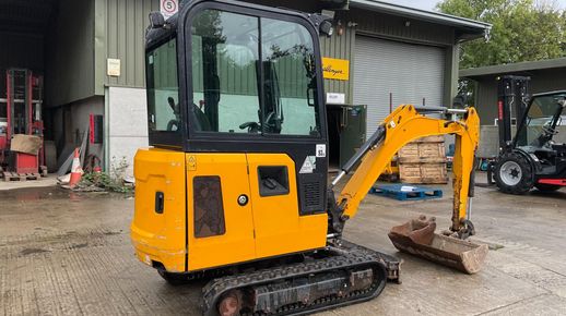 JCB 16C-1 2021