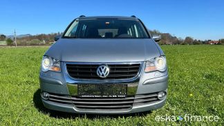Lízing Hatchback Volkswagen Touran 2010