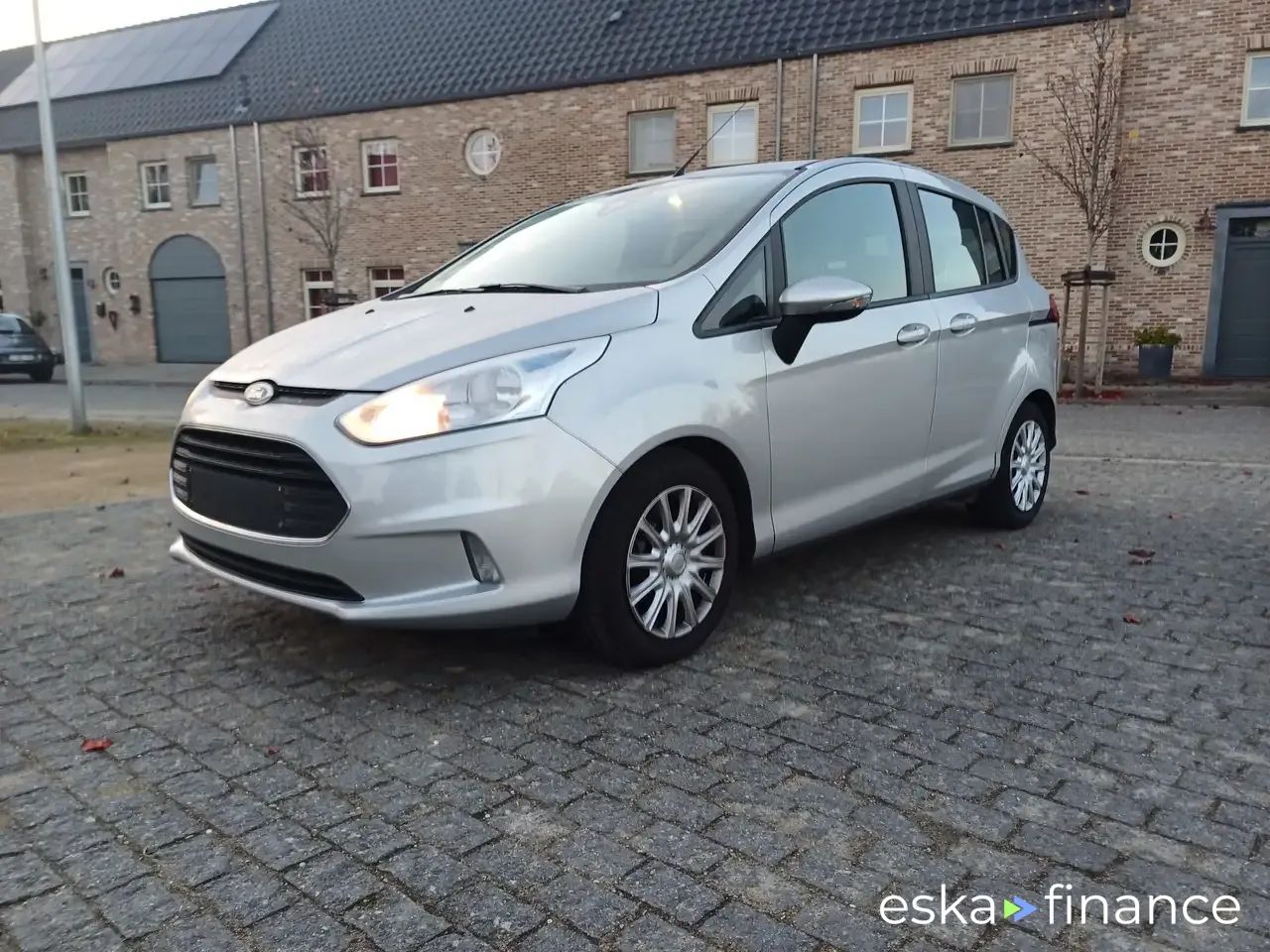 Leasing Wagon Ford B-Max 2013