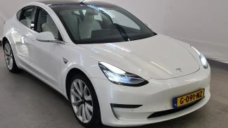 Lízing Hatchback Tesla Model 3 2019