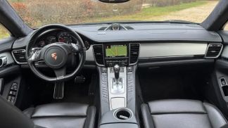 Lízing Sedan Porsche Panamera 2014