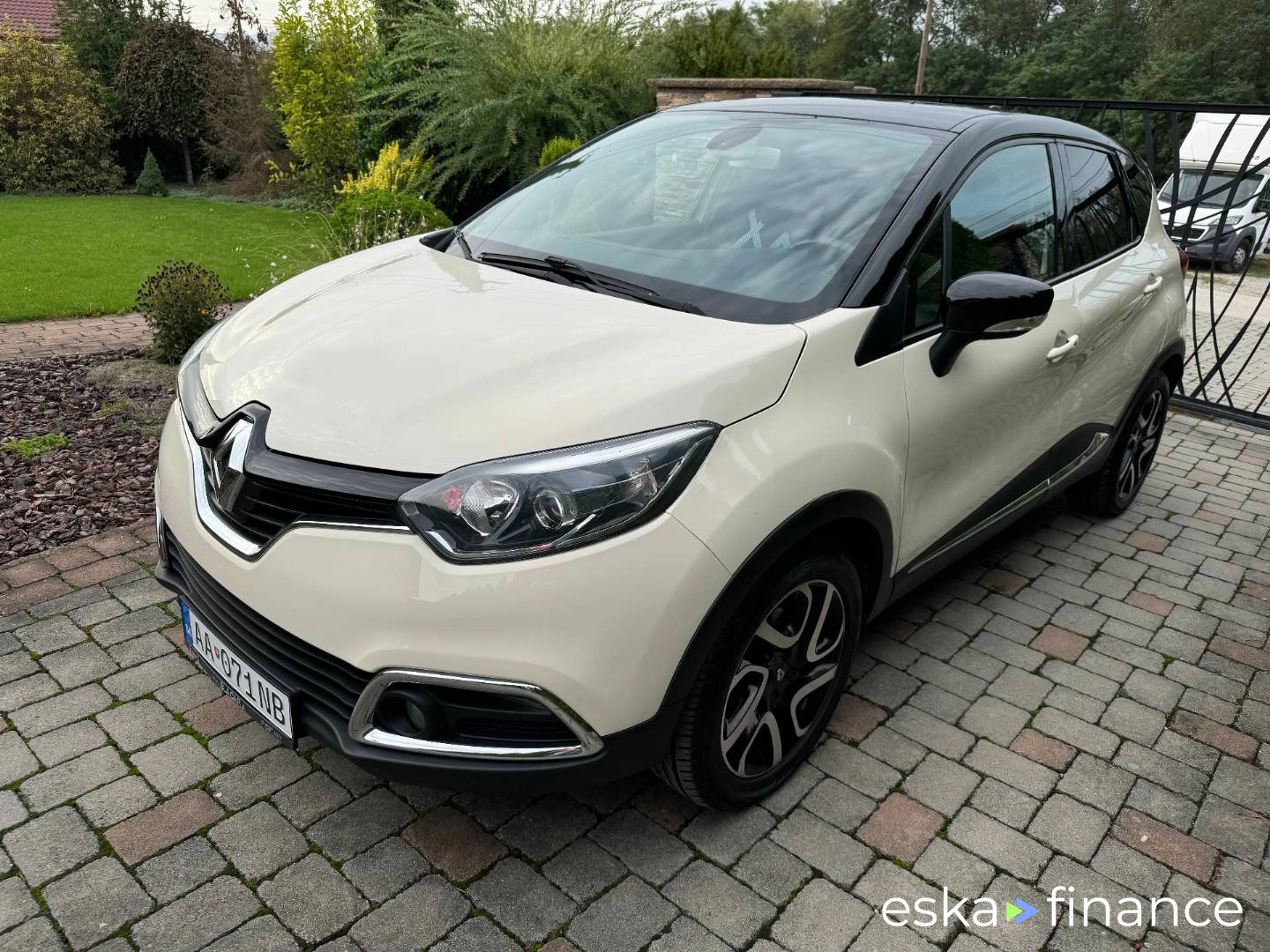 Lízing Hatchback Renault Captur 2015