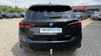 Leasing Hatchback BMW 225 2023