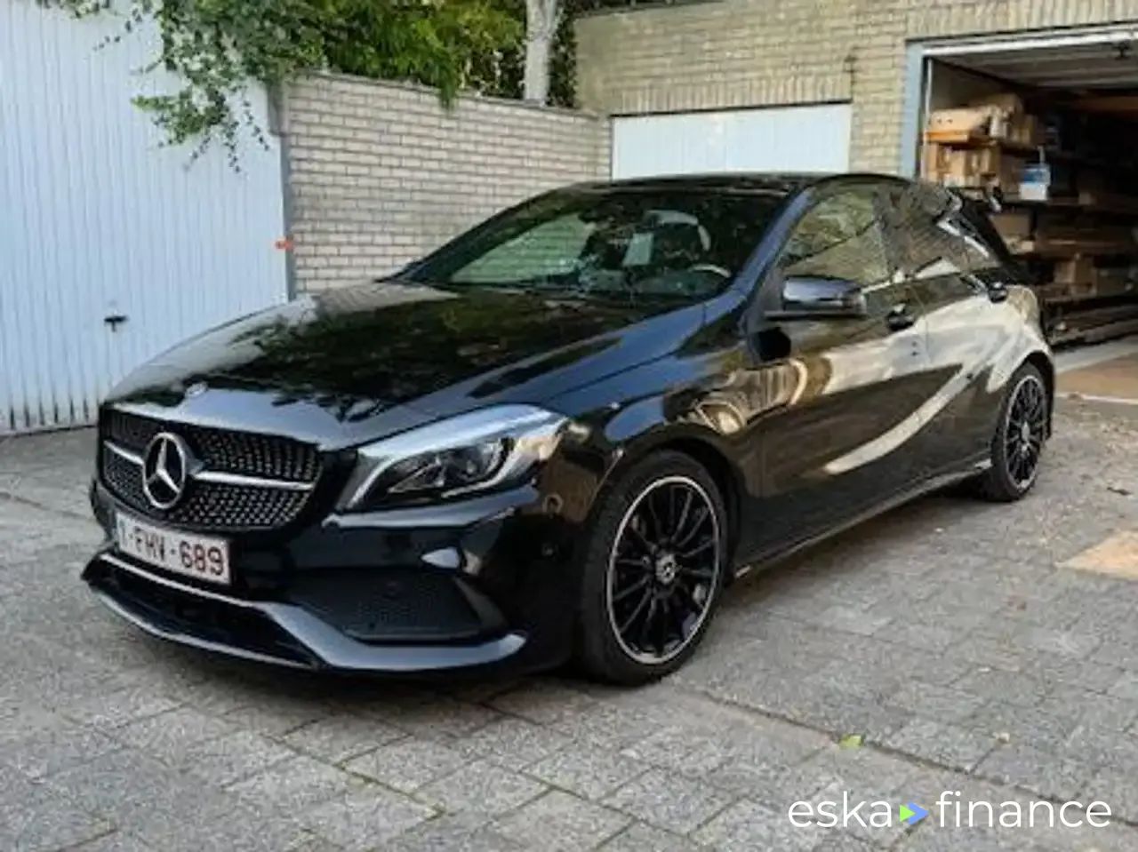 Leasing Sedan MERCEDES A 180 2019