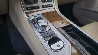 Lízing Sedan Jaguar XF 2012