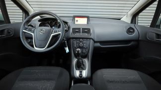 Leasing Hatchback Opel Meriva 2016