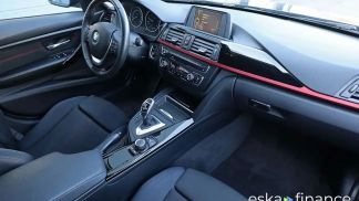 Lízing Sedan BMW 320 2014