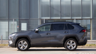 Leasing SUV Toyota RAV4 2020