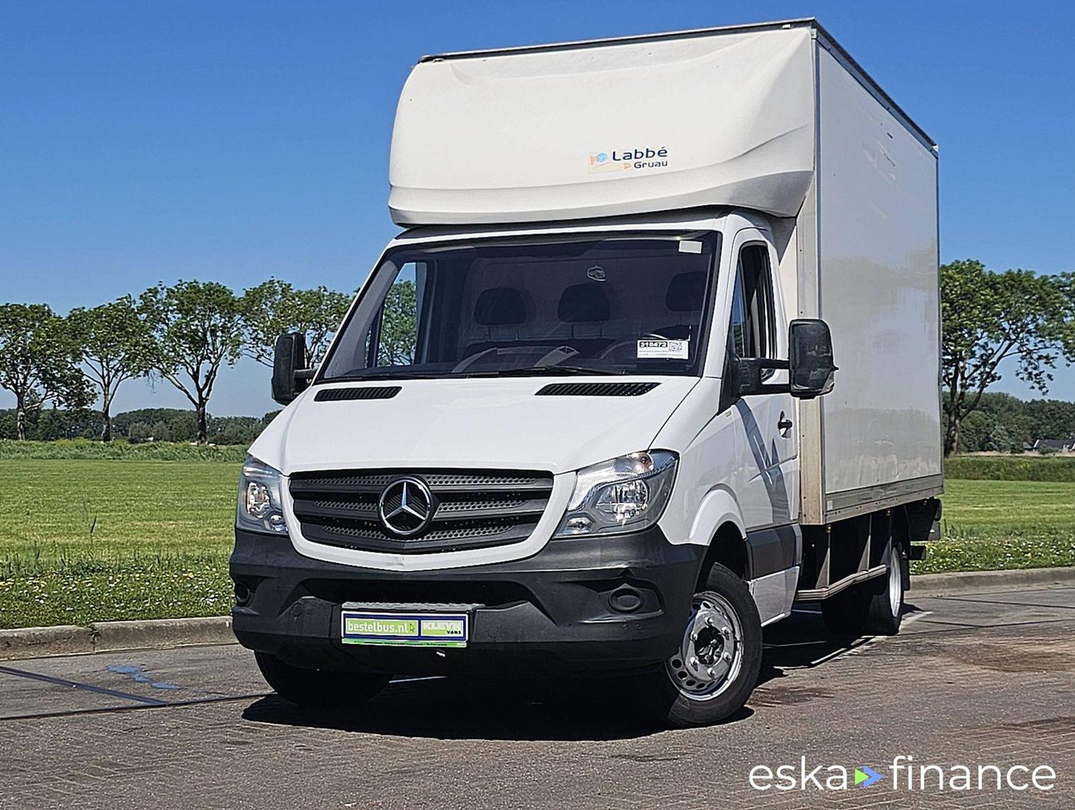 Leasing Closed Box Mercedes-Benz SPRINTER 514 2018
