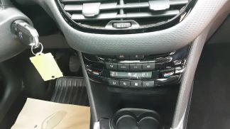 Leasing SUV Peugeot E-2008 2014