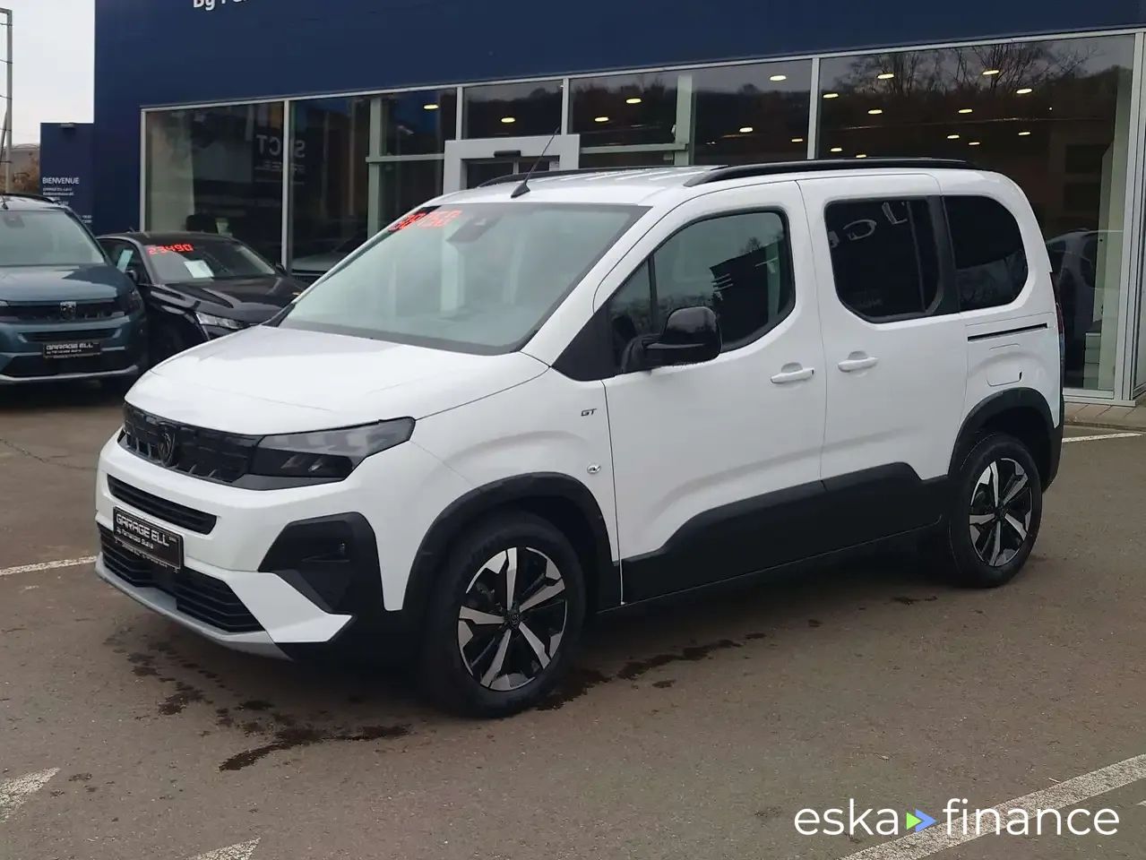 Leasing Hatchback Peugeot Rifter 2024