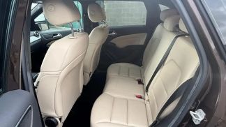 Lízing Hatchback MERCEDES B 180 2015