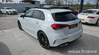 Lízing Sedan MERCEDES A 180 2021